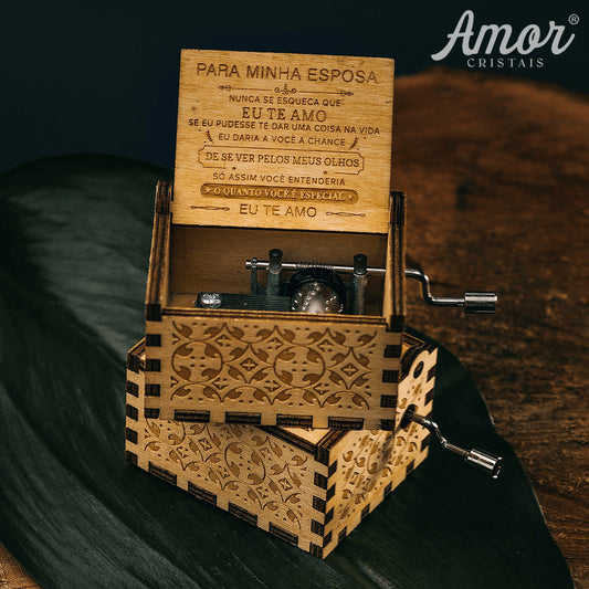Caixa de Música Artesanal com Mensagem Gravada - O Presente Inesquecível